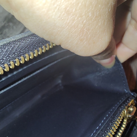 Authenticated Vernie by LV - Picture 9 of 16